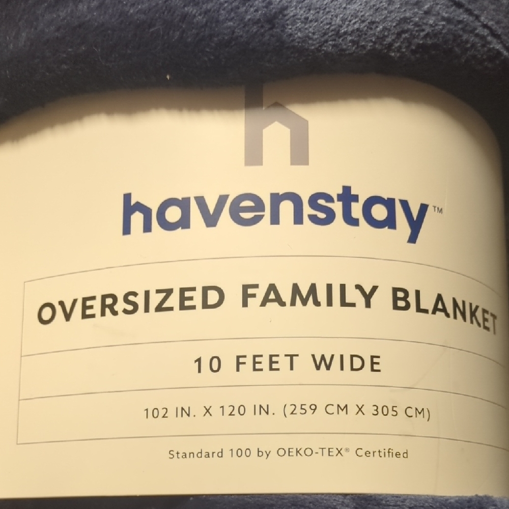 Havenstay 10ft Oversized Family Blanket